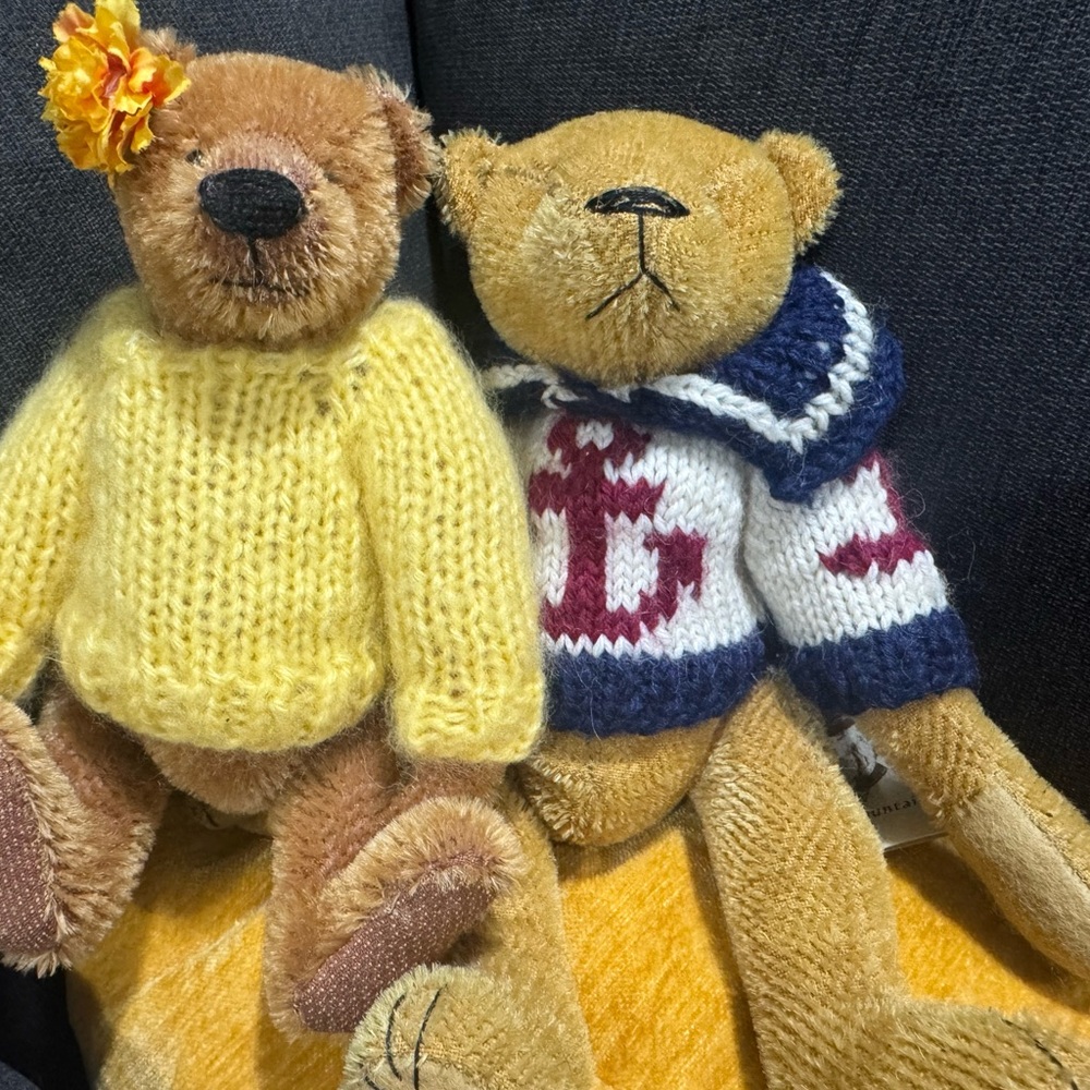Pair of mohair handmade artist made teddy bears. 6” and 8”, nautical sweater - Picture 4 of 6